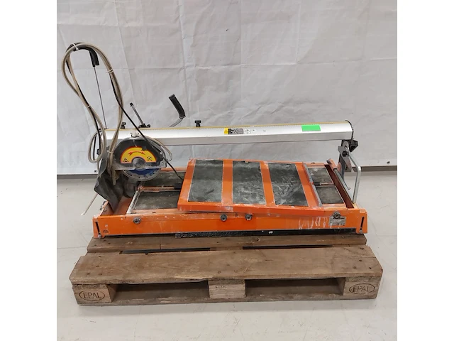 Tegelzaagmachine - 900mm - 230v battipav, vip 290, bouwjaar 2014 - afbeelding 1 van  10