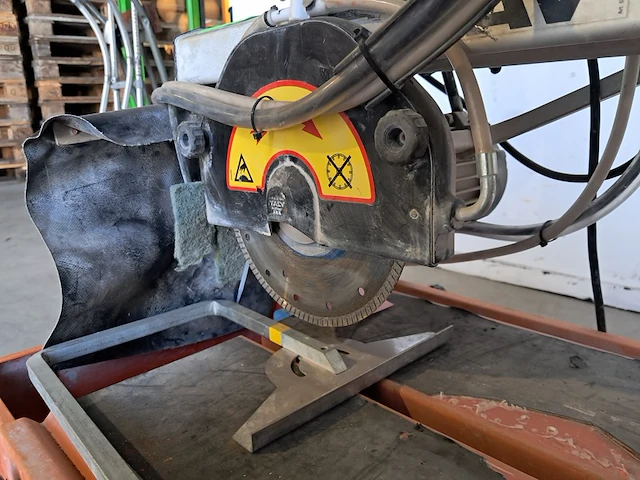 Tegelzaagmachine - 900mm - 230v battipav, vip 290, bouwjaar 2021 - afbeelding 5 van  7