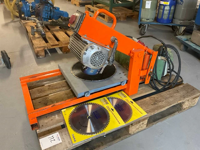 Tegelzaagmachine - afbeelding 2 van  3