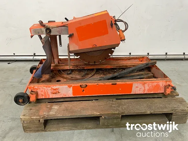 Tegelzaagmachine - afbeelding 1 van  7