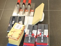 Tegelzetgereedschappen in diverse uitvoeringen - afbeelding 2 van  2