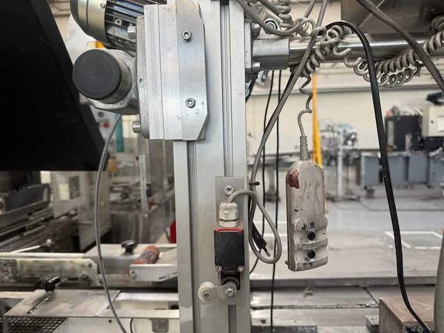 Tehabo bru2500 etiketteermachine - afbeelding 2 van  14