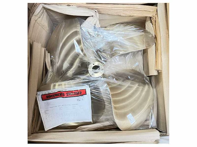 Teignbridge 4 -blade nibral propeller 620 x 880 l - 33255043 - afbeelding 3 van  5