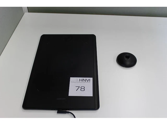 Tekentablet wacom intuos pro pen ontbreekt. - afbeelding 1 van  2