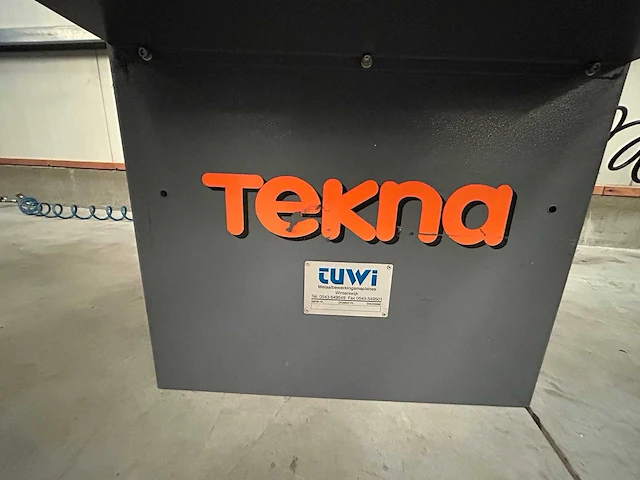 Tekna - - circular metal zaagmachine - - afbeelding 2 van  4