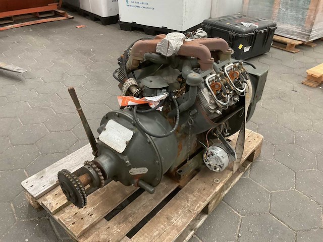 Teledyne v465d benzinemotor - afbeelding 3 van  8