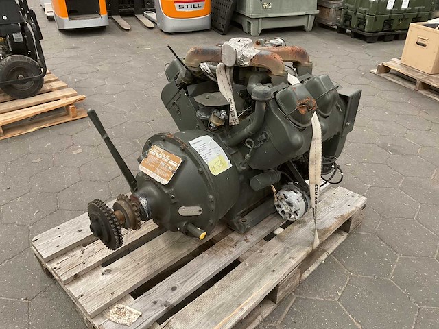 Teledyne v465d benzinemotor - afbeelding 2 van  8