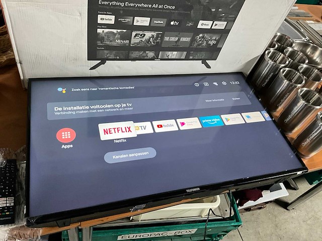 Telefunken 43dtua523 led televisie - afbeelding 1 van  8