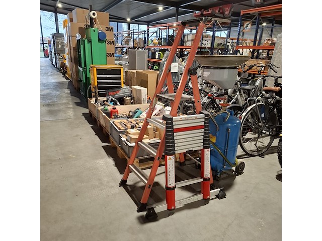 Telescoop ladder met werktrap, o.a. altrex, tl smart up 1x 11 - afbeelding 4 van  12