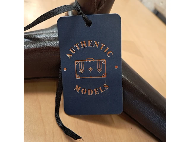 Telescoop met leren bekleding - afbeelding 7 van  8