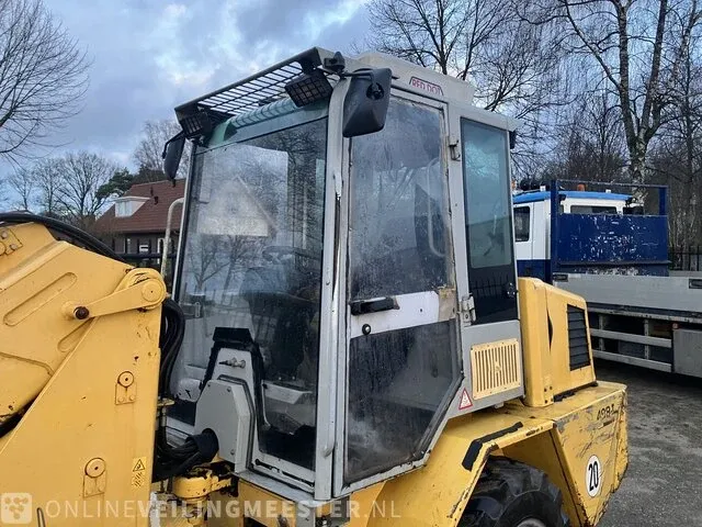 Telescoop shovel gehl, kl498t, geel, bouwjaar 2005 - afbeelding 3 van  18