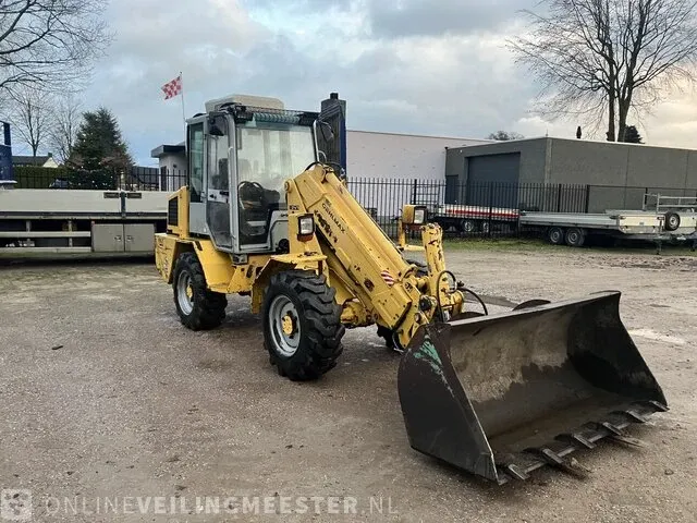 Telescoop shovel gehl, kl498t, geel, bouwjaar 2005 - afbeelding 15 van  18