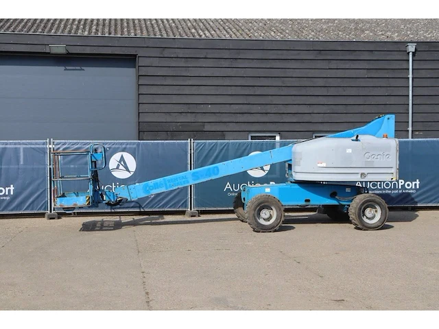 Telescoophoogwerker genie s-40 diesel 14.2m 2004 - afbeelding 1 van  1