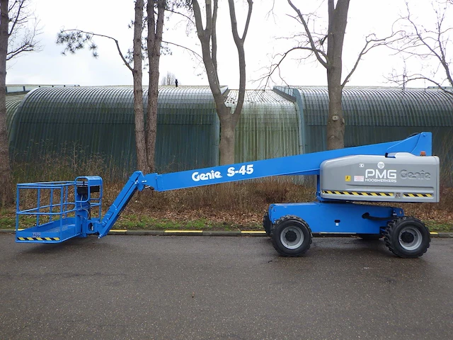 Telescoophoogwerker genie s-45 diesel 15.72m 2015 - afbeelding 1 van  1