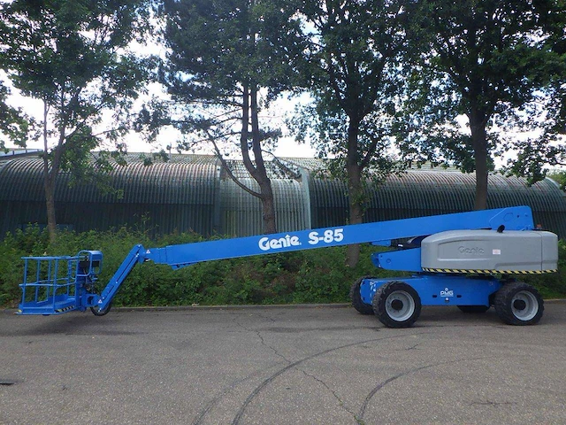 Telescoophoogwerker genie s-85 diesel 27.91m 2011 - afbeelding 1 van  1