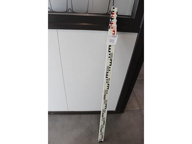 Telescopische aluminium meetlat max. 4 m - afbeelding 2 van  2
