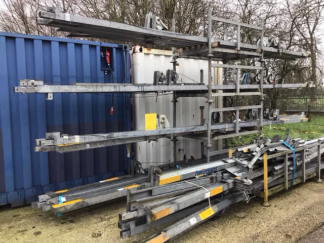 Telescopische lichtmast 12m op stelconplaat (2x) - afbeelding 6 van  7