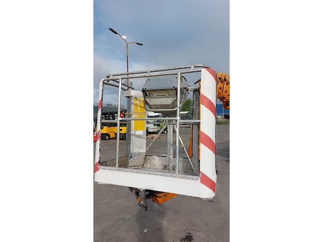 Telescopische rups hoogwerker, omme, 3000 rbdj, 2009 - afbeelding 36 van  72