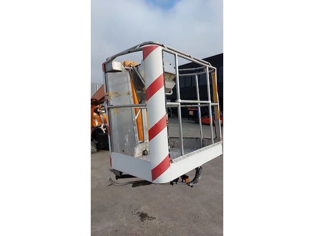 Telescopische rups hoogwerker, omme, 3000 rbdj, 2009 - afbeelding 38 van  72