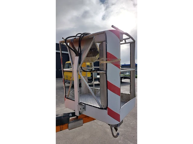 Telescopische rups hoogwerker, omme, 3000 rbdj, 2009 - afbeelding 39 van  72