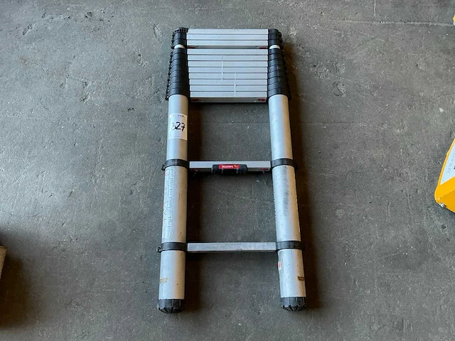Telesteps 60238 telescopisch uitschuifbare ladder - afbeelding 1 van  3