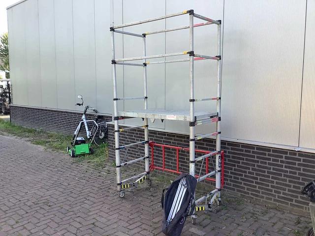 Teletower rolsteiger - afbeelding 1 van  5