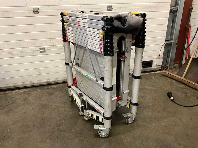 Teletower telescopic telescopische rolsteiger - afbeelding 2 van  6