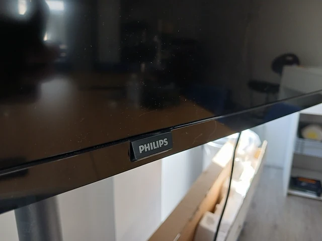 Televisie op standaard, philips | locatie roden - afbeelding 6 van  12