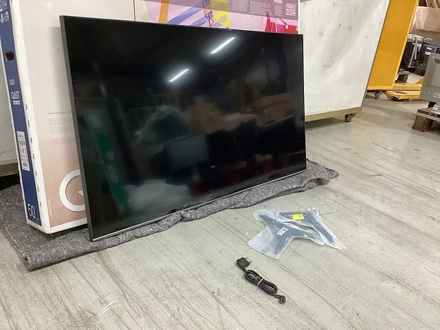 Televisie samsung qled 50inch - afbeelding 3 van  8