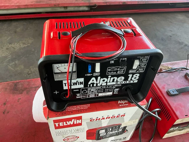 Telwin/ferm acculader (2x) - afbeelding 4 van  6