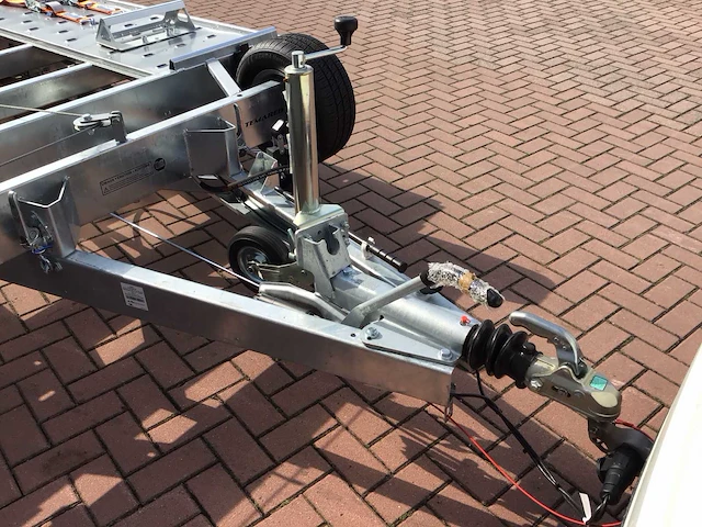 Temared - 2024 - kantelbaar 2700kg - autotransporter - afbeelding 4 van  13