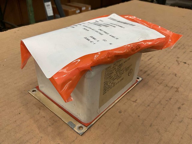 Tempo instrument inc 115vac 400hz regulator - afbeelding 2 van  6