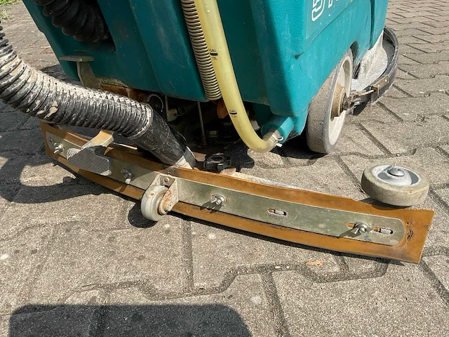 Tennant 5100 schrob-zuigmachine - afbeelding 2 van  11