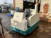 Tennant 6200 zelfrijdende veegmachine - afbeelding 2 van  9