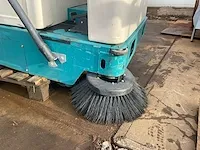Tennant 6200 zelfrijdende veegmachine - afbeelding 5 van  9