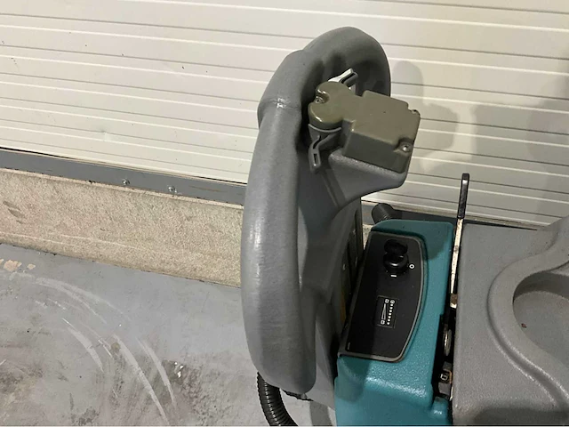 Tennant t2 - achterloop schrob-zuigmachine - afbeelding 8 van  9