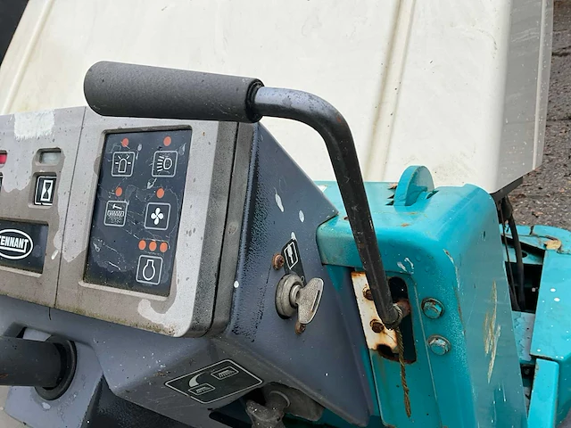 Tennant zelfrijdende veegmachine - afbeelding 5 van  28