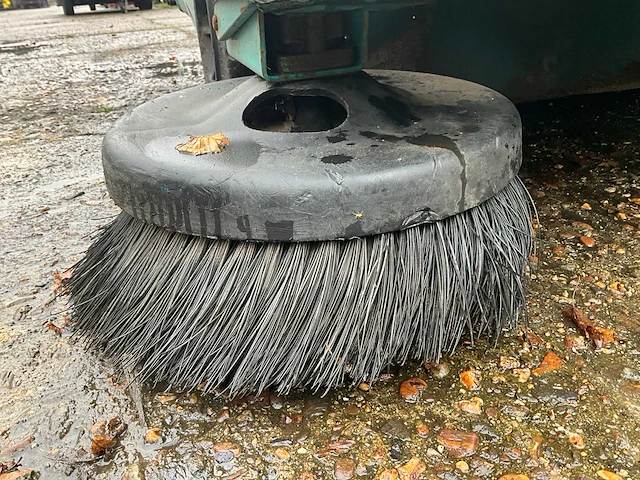 Tennant zelfrijdende veegmachine - afbeelding 14 van  28