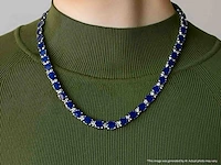 Tenniscollier met grote saffieren en natuurlijke diamanten - afbeelding 9 van  11