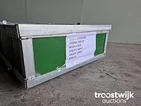 / tent tussen containers 20ft - afbeelding 7 van  9