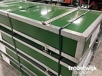 / tent tussen containers 20ft - afbeelding 8 van  9