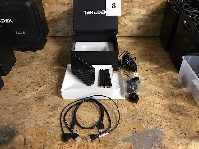 Teradek bolt 2207 draadloze video ontvanger - afbeelding 1 van  7