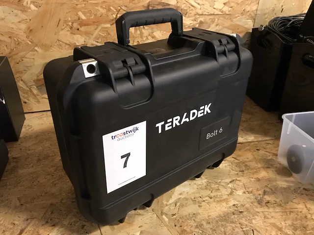 Teradek bolt 6 draadloze video transmitter - afbeelding 1 van  5