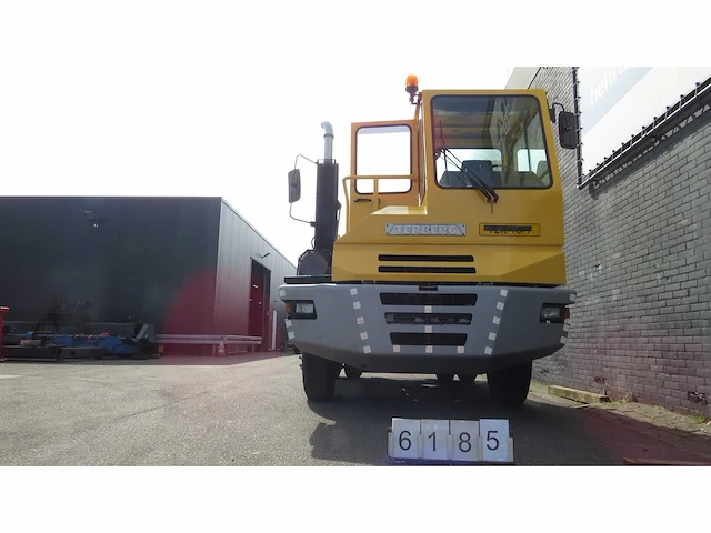 Terberg - 2001 - yt220 - industriële trekker - afbeelding 11 van  15