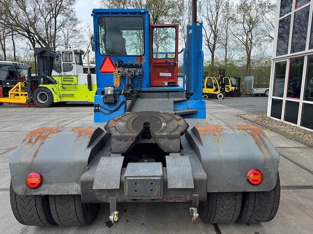Terberg - 2003 - yt 220 - industriële trekker - afbeelding 6 van  15