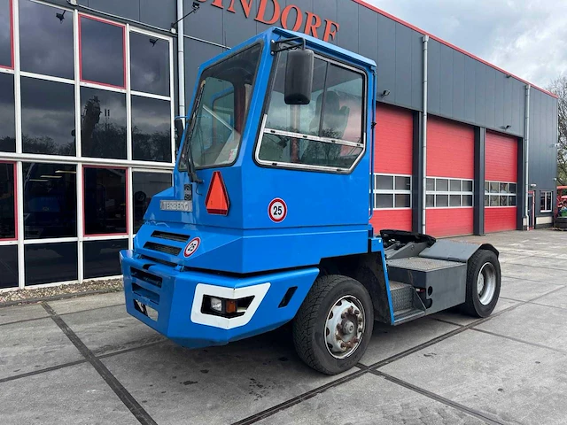 Terberg - 2003 - yt 220 - industriële trekker - afbeelding 1 van  15