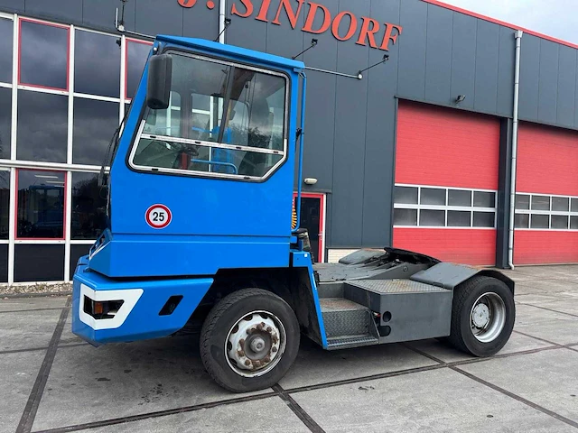 Terberg - 2003 - yt 220 - industriële trekker - afbeelding 12 van  15