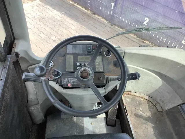 Terberg roro terminal trekker/tractor - afbeelding 12 van  14