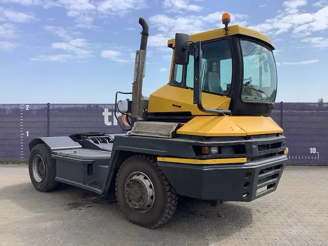 Terberg roro terminal trekker/tractor - afbeelding 2 van  14