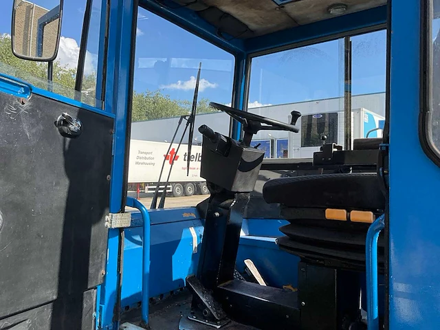 Terberg terminal tractor. 4x4 - afbeelding 10 van  22